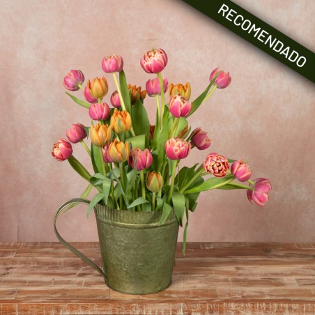 TULIPANES EN ZINC