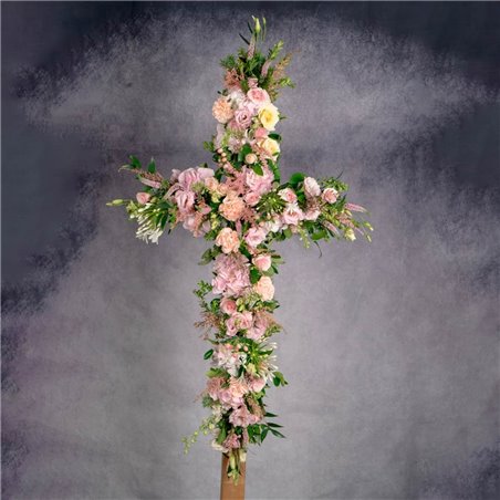 CRUZ EN TONOS ROSAS