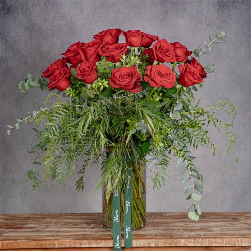 JARRÓN DE 24 ROSAS ROJAS