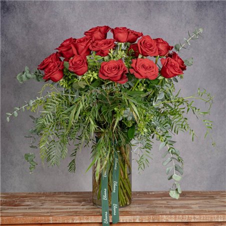 JARRÓN DE 24 ROSAS ROJAS