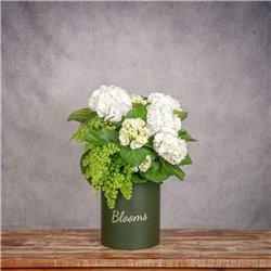 SOMBRERERA DE HORTENSIAS