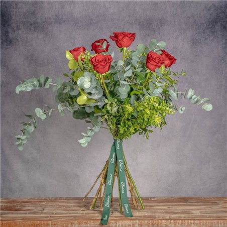 RAMO DE SEIS ROSAS