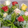 12 ROSAS TALLO CORTO VARIADO