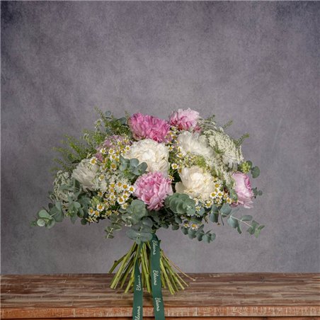 RAMO DE PEONIAS
