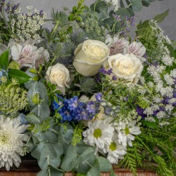 ALMOHADÓN TONOS AZULES